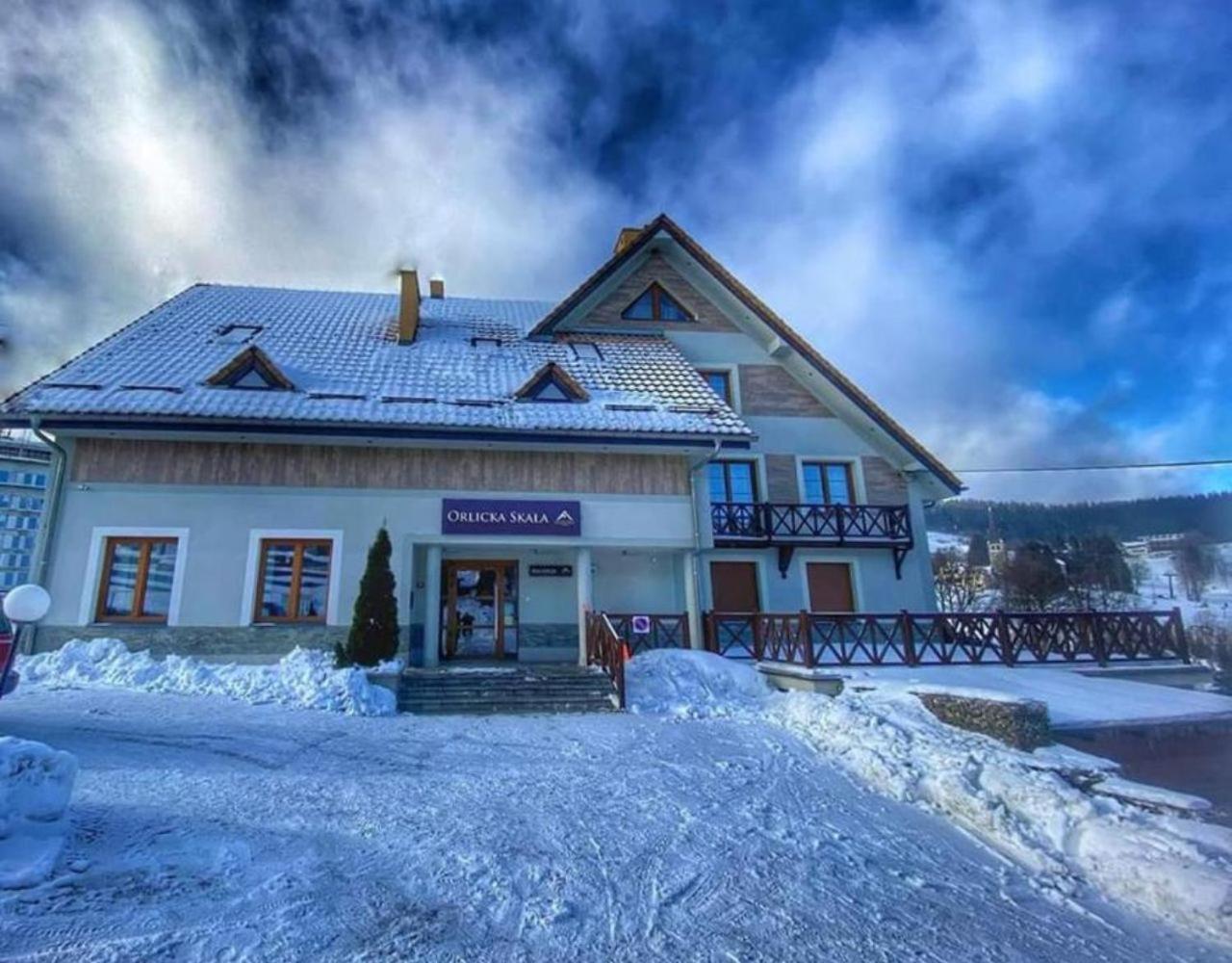 Bed and Breakfast Orlicka Skala Зеленец Экстерьер фото